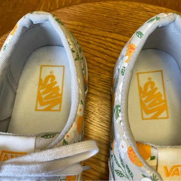 Vans Doheny SF Aneakers with a Gray/Tan Canvas Upper and an Orange Citrus Print - Picture 6 of 10